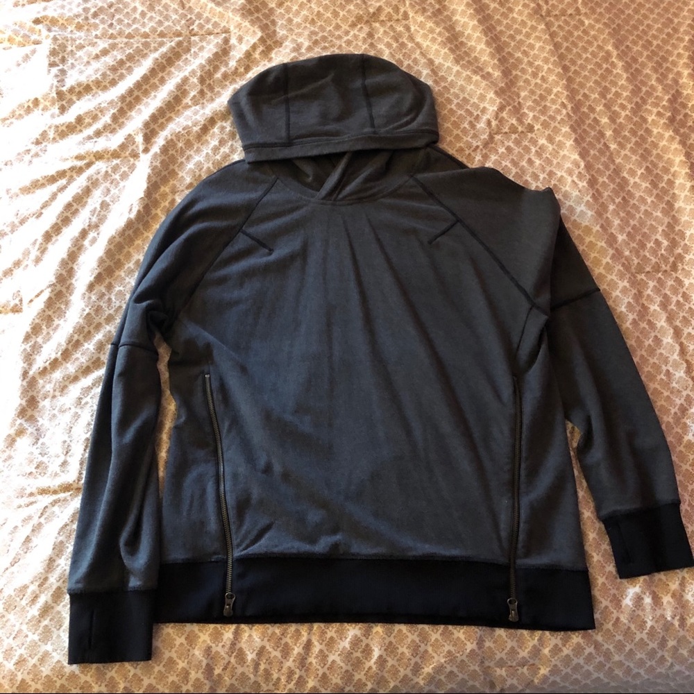 Lululemon Om and Roam Pullover